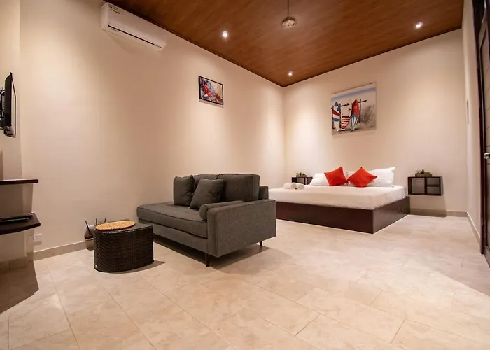 Surfside Apartments - Playa Carmen